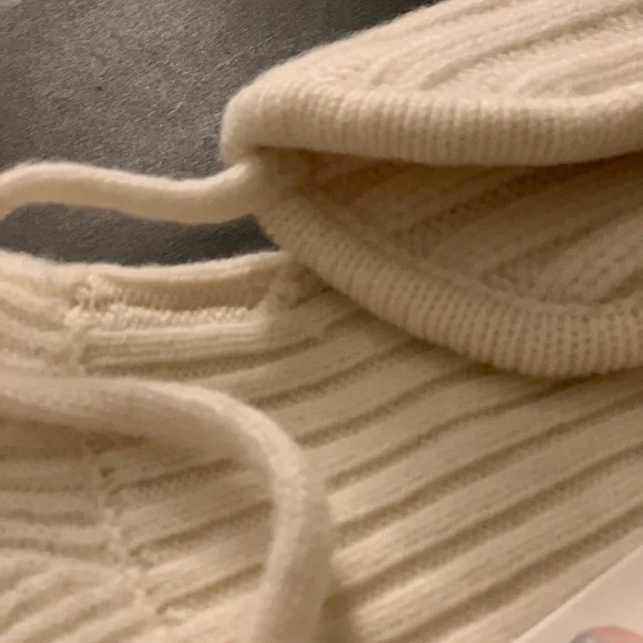 Pure merino wool set for toddler girl. Warm Baby knit wear clothing accessuaries
